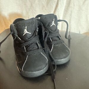 Jordan Black High-Top Sneakers Classic Style